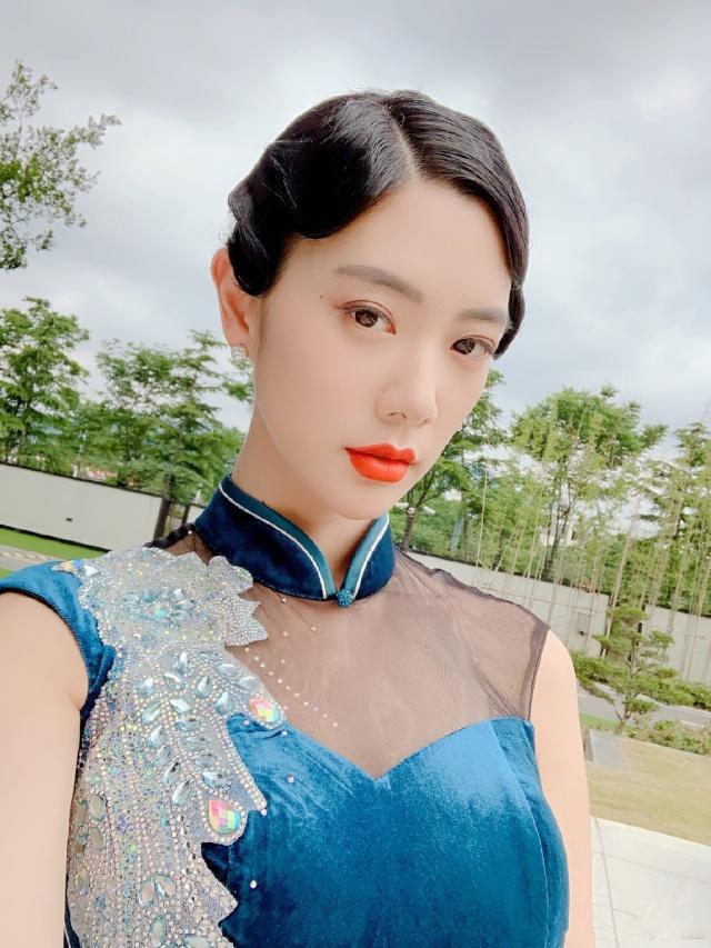 企鹅号·奶冻布丁酱 热门4